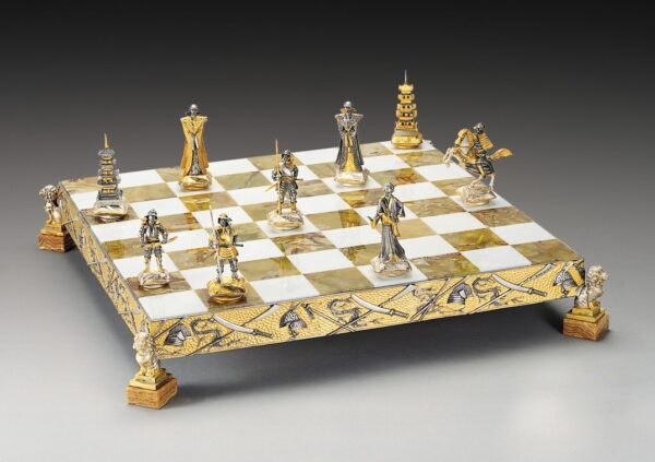 124 Superb Luxury Chess Set - Samurai - The Battle of Nagashino