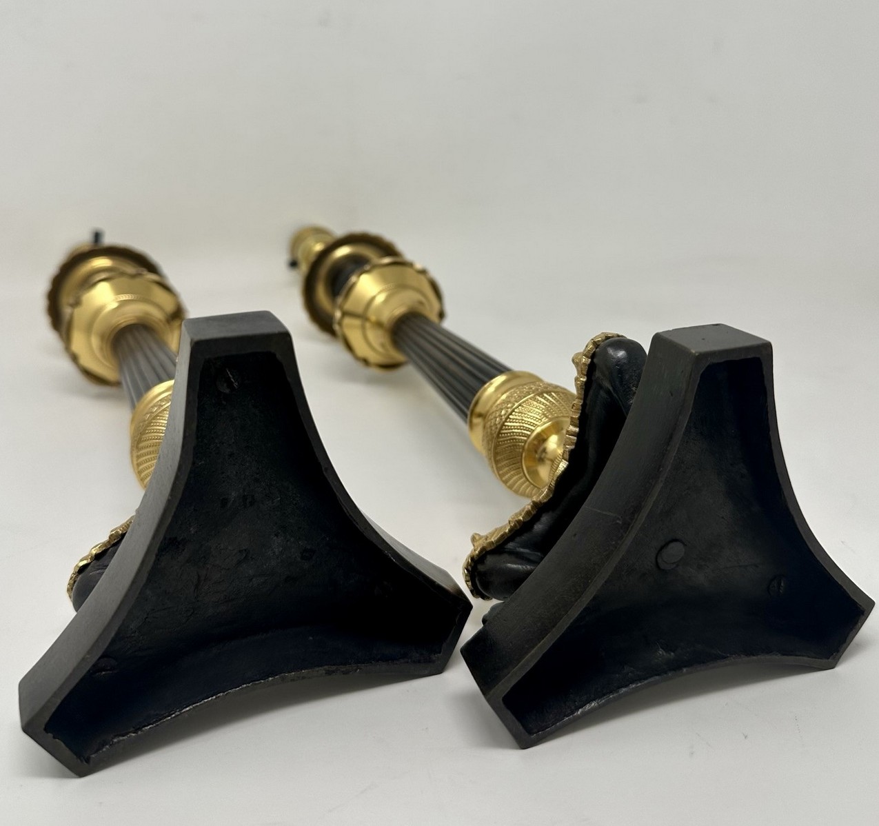 890 Antique Set Four French Doré Bronze Neoclassical Ormolu Candlesticks Lamps 19Ct - Image 7