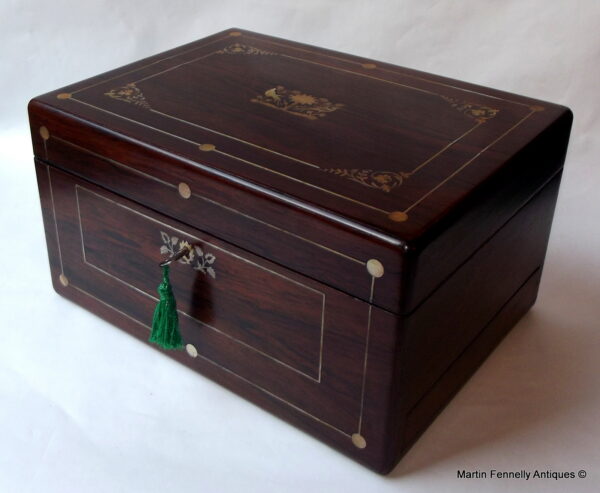 091 Rosewood Ladies Travel Casket - Circa 1850 - Mother of Pearl inlay