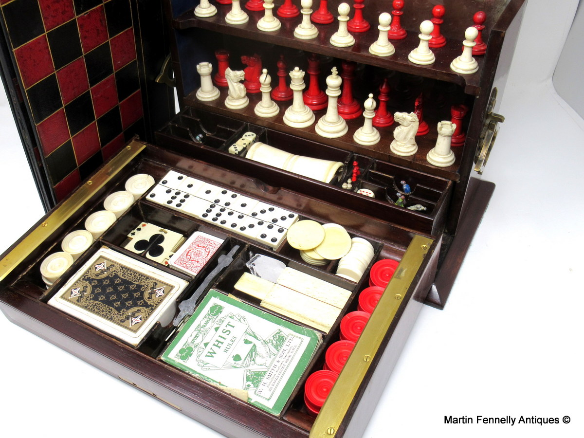 434 Sold Stunning Late Victorian Games Compendium - Mahogany - Circa 1900 - Image 4