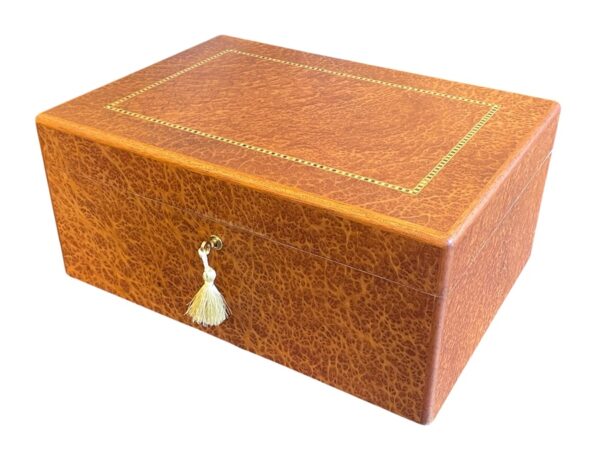 304 Sold Rare Vavona Hand Made in Ireland Jewellery Casket – Manning of Ireland – Irish