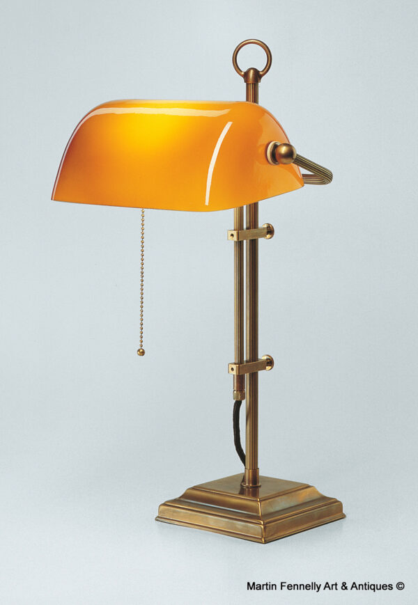 831 Superb Quality Bankers Lamp - Heavy Cast Brass with Great Detail