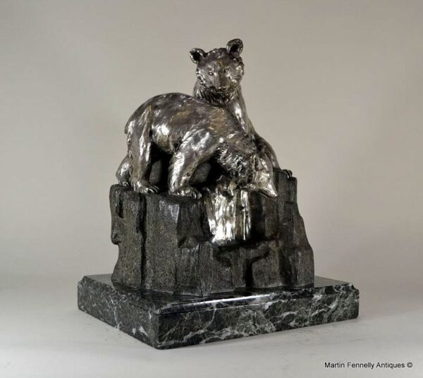 125 Sold Rare Bear group Bronze by Giuseppe Gambogi. (1862-1938) - Signed