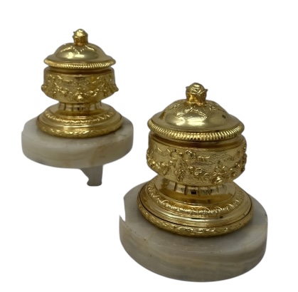 603 Antique Pair French Ormolu Urns Vases Centerpieces Alabaster Grand Tour 19Ct