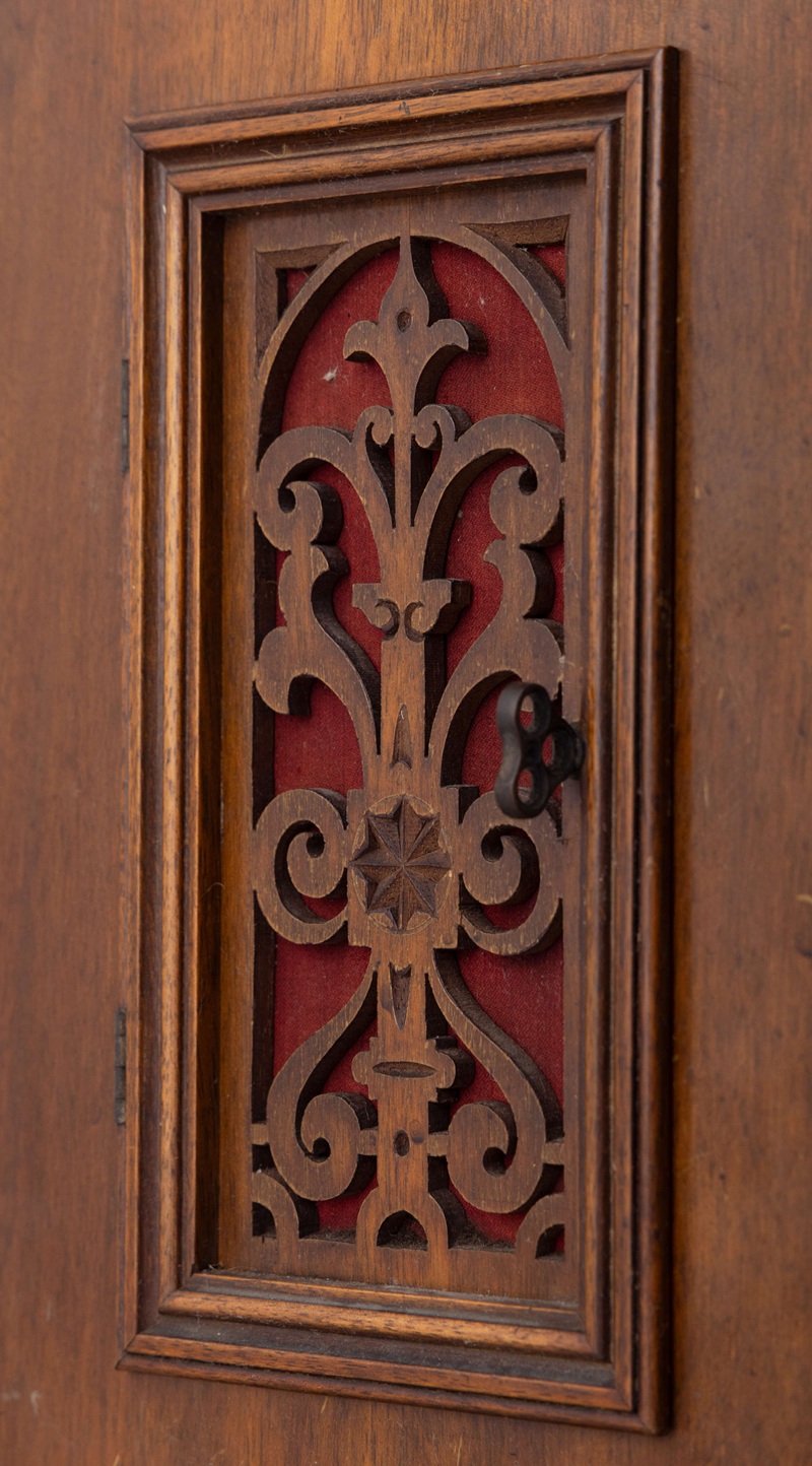 263 Stunning and Large Walnut Cased Mantel Clock Circa 1890 - Image 3