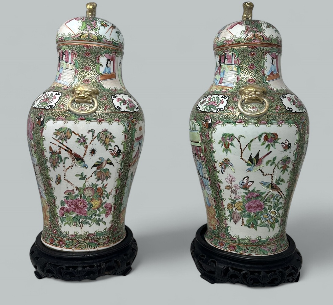 226 Antique Pair Famille Rose Medallion Canton Cantonese Chinese Foo Dog Vases Urns - Image 4