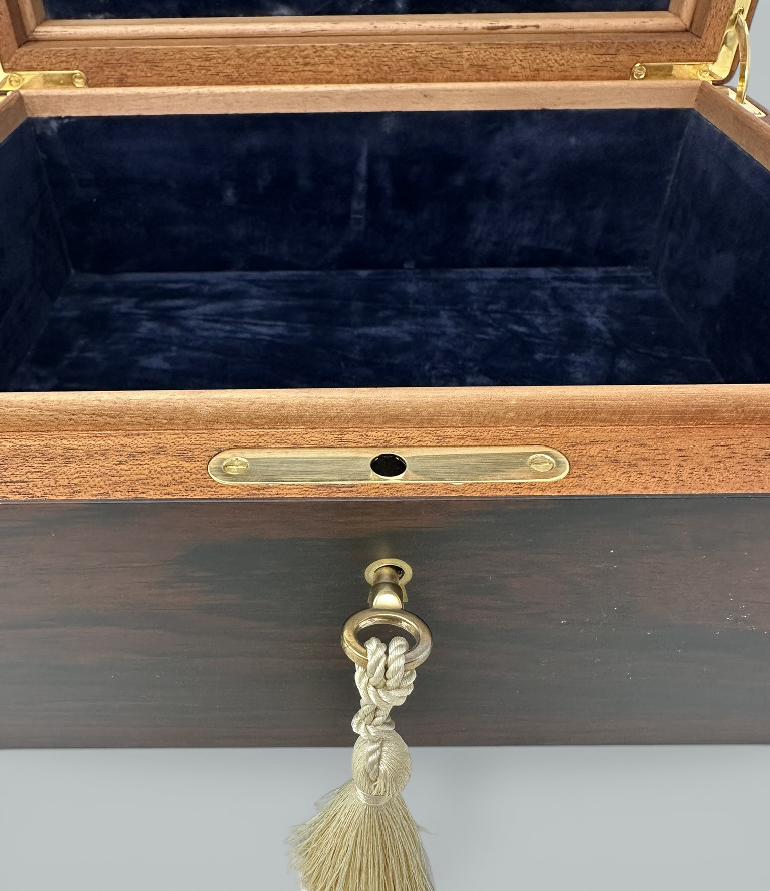 523 Rosewood Vintage Handmade Jewelry Casket Box Manning of Ireland Irish New - Image 8