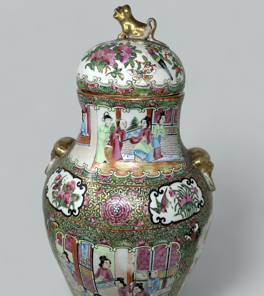 226 Antique Pair Famille Rose Medallion Canton Cantonese Chinese Foo Dog Vases Urns - Image 2