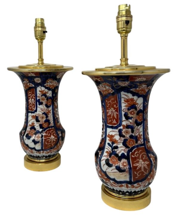 218 Antique Pair Japanese Chinese Imari Porcelain Ormolu Table Lamps Blue Red Gilt