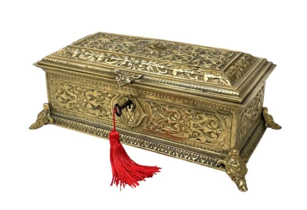 166 Antique Vintage Lady's Ormolu Bronze Dore German Jewelery Box Casket Art Nouveau