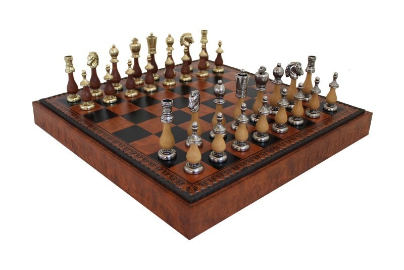 167 Italian Chess Board and Hand Made Pieces – Excellent Quality