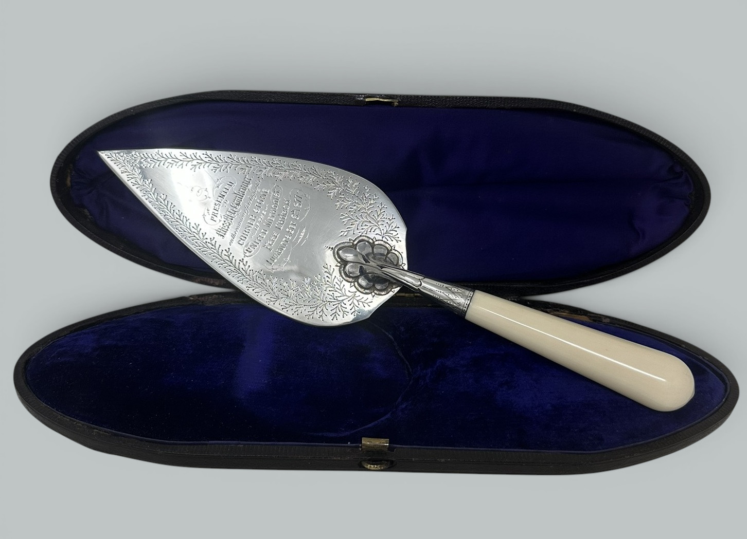 779 Antique English Sterling Silver Brick Layers Trowel Bone Handle Martin Hall 1877 - Image 8