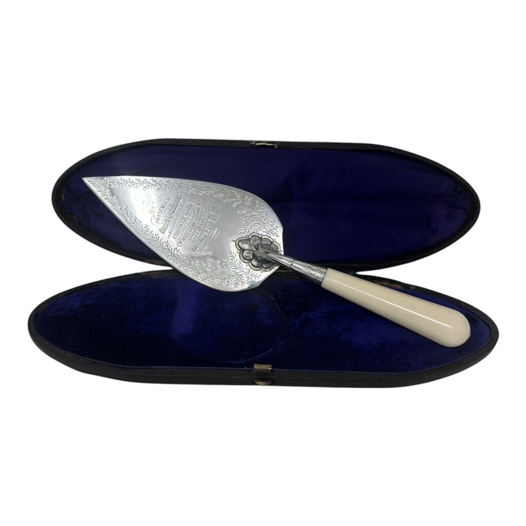 779 Antique English Sterling Silver Brick Layers Trowel Bone Handle Martin Hall 1877