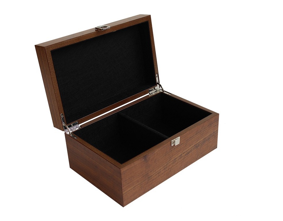 823 Walnut Chess Pieces Storage Box – Italian - Image 2